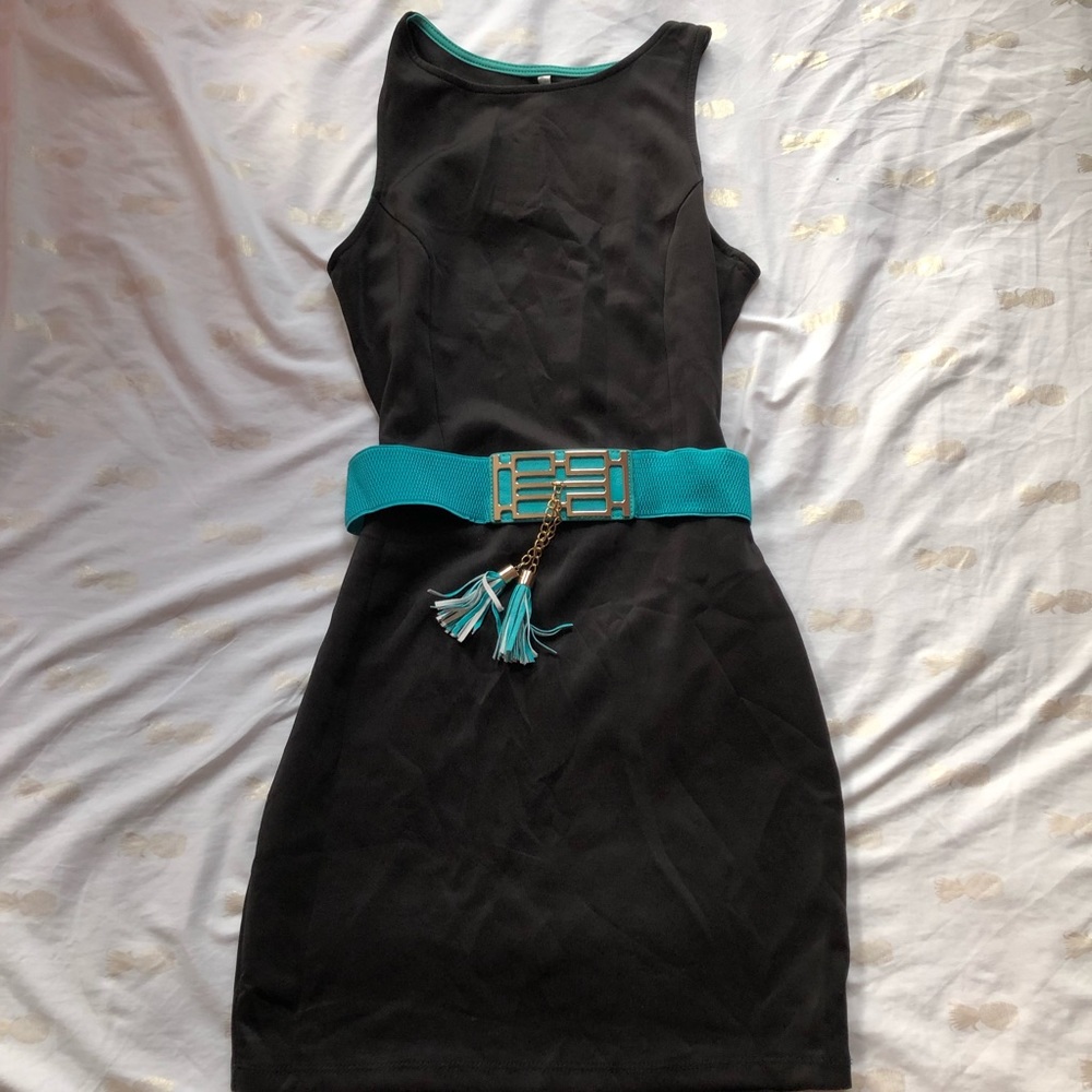 Black Bodycon Belted Dress Medium